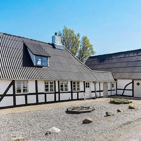 4 Person Holiday Home In Tranek R Tranekaer Exterior photo